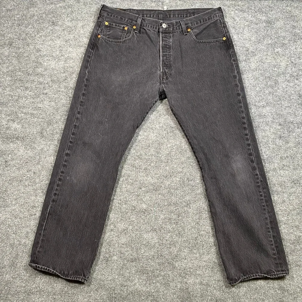 Levis 501 Mens Jeans 38x30 Faded Black Button Fly Original Straight Leg 501-0660